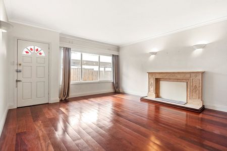 2/29 Mary Street, Kew VIC 3101 - Photo 3