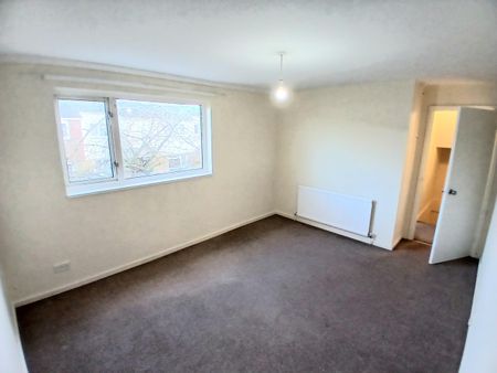 Canterbury Way, Stevenage - Photo 3