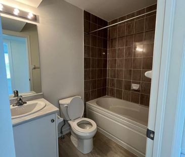 For Lease - 70 Knotsberry Circle Unit# 55, Brampton, Ontario - Photo 2