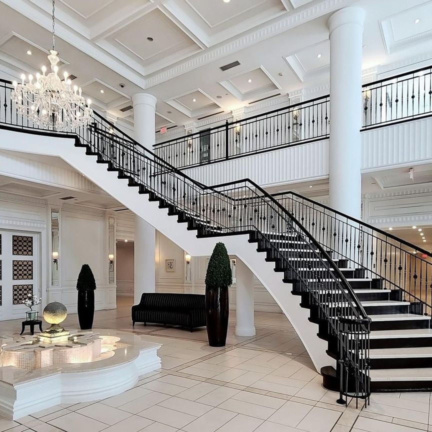 For Lease - 25 Greenview Avenue Unit# 2118, Toronto, Ontario - Photo 1