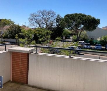 Location Appartement 2 pièces 37m² AUCAMVILLE 31140 - Photo 2