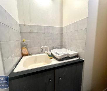 Location Appartement 1 pièce 29m² CHAMBERY 73000 - Photo 2