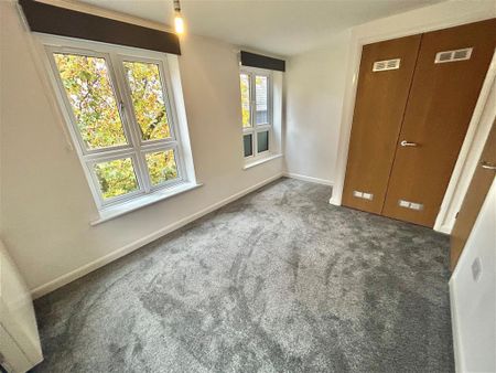 Short Stairs - Photo 5