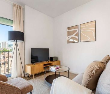 3 room luxury Apartment for rent in Barcelona, Spain - Photo 5