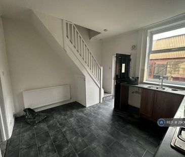 2 bedroom terraced house to rent - Photo 6