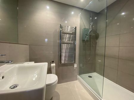 1 bedroom ground floor flat to rent - Photo 4