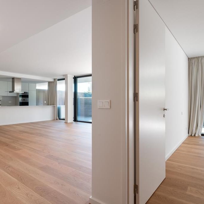 4 Bedroom Apartment with swimming pool, Estoril, Cascais - Photo 1