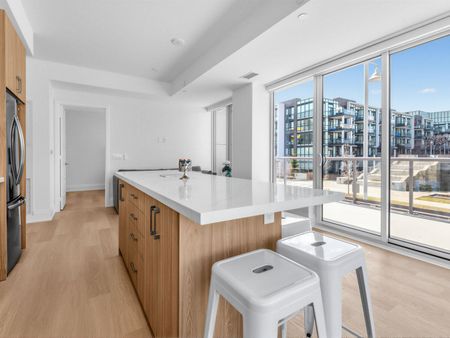 For Lease - 333 Sunseeker Avenue Unit# 214, Innisfil, Ontario - Photo 5