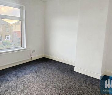 Long Grove Avenue, Dalton, Huddersfield, HD5 - Photo 3