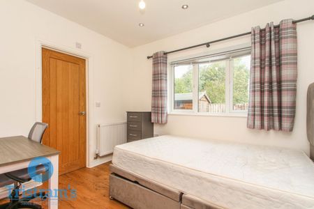 1 bed Shared House for Rent - Photo 4