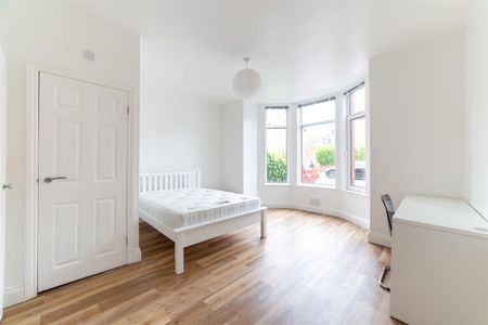 2 bed apartment to rent in Queens Road, Jesmond, NE2 - Photo 3