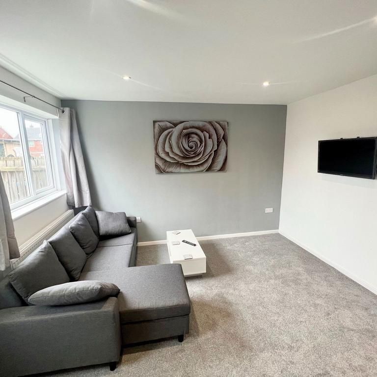 4 bedroom house share to rent - Photo 1