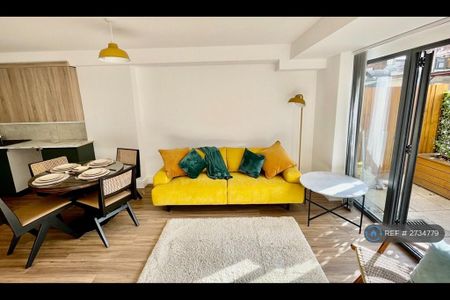 1 bedroom flat to rent - Photo 2