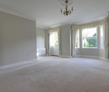 3 bedroom end of terrace house to rent - Photo 1