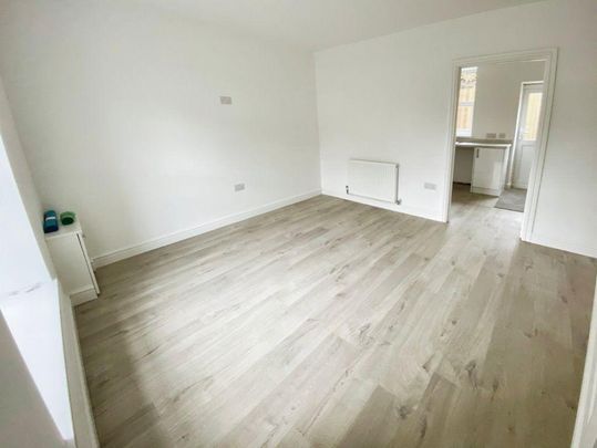 2 bedroom house to rent - Photo 1