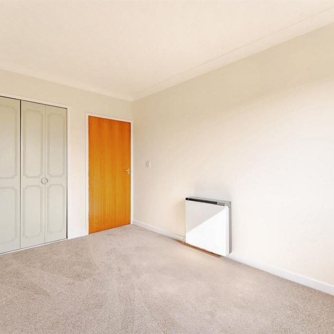 1 bedroom retirement property to rent - Photo 1