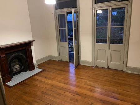 Darlington - Photo 4