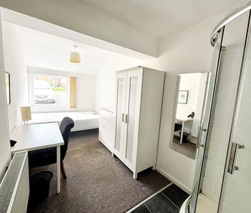 1 Bedroom House Share To Rent - Photo 2