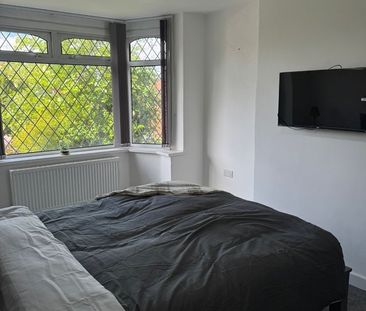 Room in a Shared House, Lilac Avenue, B44 - Photo 4