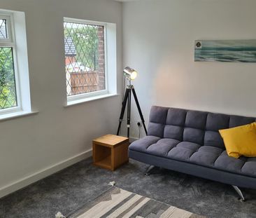 2 bed detached bungalow to rent in Windgate Hill, Doncaster, DN12 - Photo 4