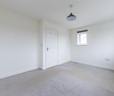 3 bed town house to rent in Osprey Walk, Newcastle Upon Tyne, NE13 - Photo 2