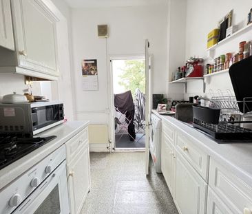 Rosendale Road, London, SE21 - Photo 4