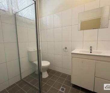 Modern 1 Bedroom Unit Just Minutes from Katherine CBD - Photo 1