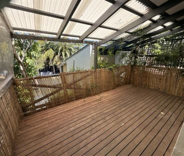 Walk to the beach - Comfortable Living - Photo 4