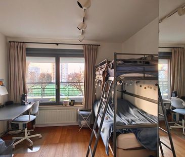 Appartement met 2 kamers, terras en garage te huur - Photo 2