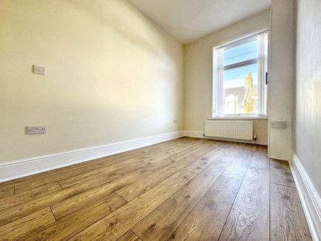 South View, Shiney Row, Houghton Le Spring, Tyne and Wear, DH4 4JR - Photo 5