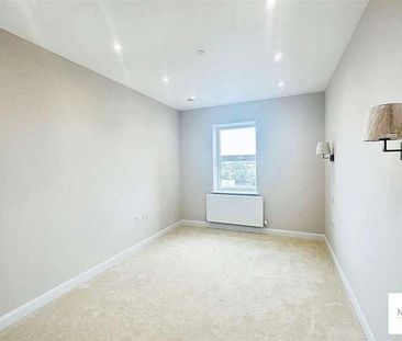 Kestrel House, Bakers Lane, Epping, CM16 - Photo 2