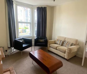 4 bedroom terraced house to rent - Photo 1