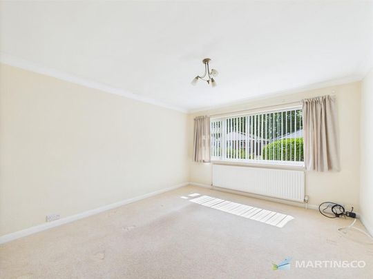 3 bedroom detached bungalow to rent - Photo 1