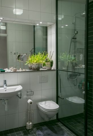 Lägenhet med dubbla balkonger och två arbetsstationer och öppen planlösning - Photo 5