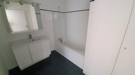 location Appartement T3 DE 80.72m² À ST GERMAIN EN LAYE - Photo 4