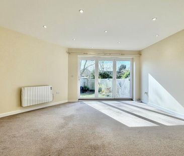3 bedroom detached house to rent - Photo 3