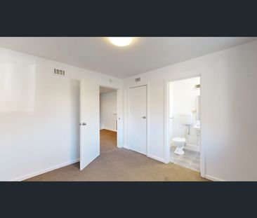 4/18 Bloomfield Road, Ascot Vale, Vic 3032 - Photo 6