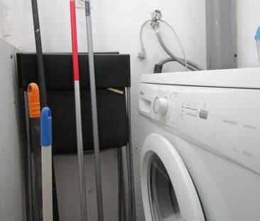 Carrer de González Tablas, Barcelona, Catalonia 08034 - Photo 4