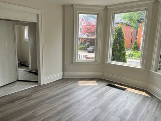 For Lease - 133 Stinson Street Unit# 1, Hamilton, Ontario - Photo 1