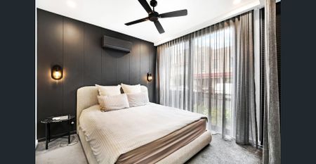 Modern 3-Bedroom Townhouse in the Heart of Brunswick - Photo 4