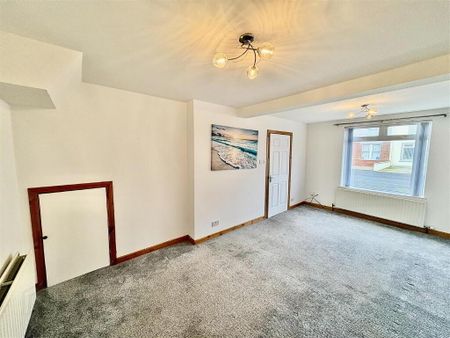 77 New Harbour Road, Portavogie, Newtownards, BT22 1EB - Photo 4