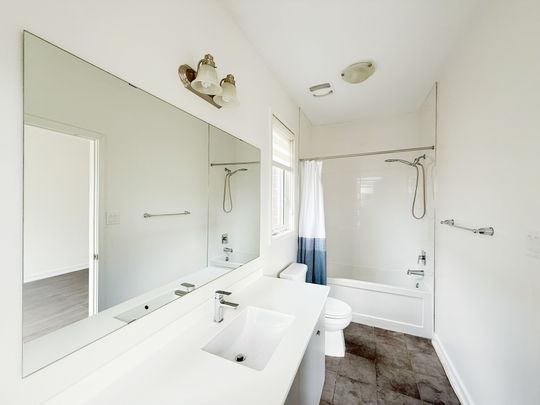 For Lease - 172 Squire Crescent, Oakville, Ontario - Photo 1