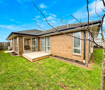 Four Bedroom Home - Photo 5