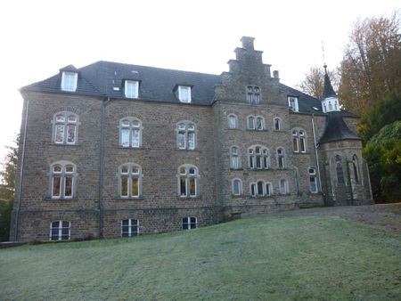 Wohnen zur Miete in einer Burg? 4-Zimmer Wohnung in der Burg Volperhausen! - Photo 5