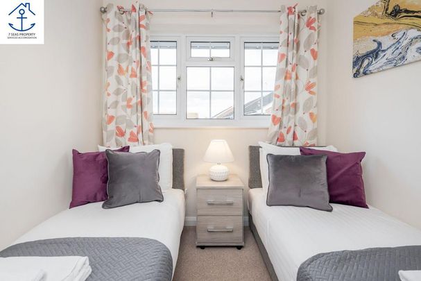 3 bedroom semi-detached house to rent - Photo 1