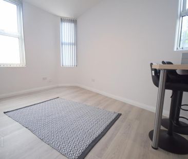 Flat 1, 2 Templemore Avenue, Belfast, BT5 4FT - Photo 3