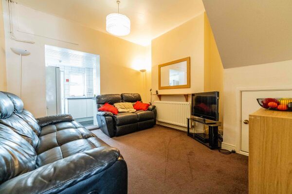 4 Milton Street - Photo 1