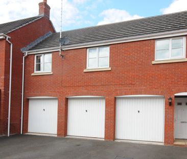 1 bedroom One Bedroom Coach House to rent - Photo 1