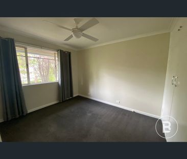 20 Clarence Avenue, Kennington, Vic 3550 - Photo 6