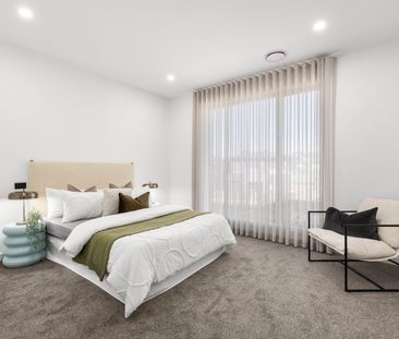 2 Dumas Avenue, Avondale Heights VIC 3034 - Townhouse For Rent | Do... - Photo 6